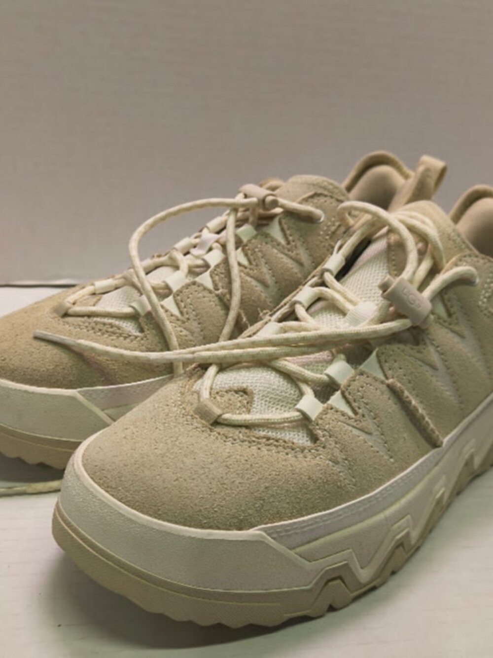 UGG CapTrail Low Sneakers Light Beige w/Chunky Rubber Sole